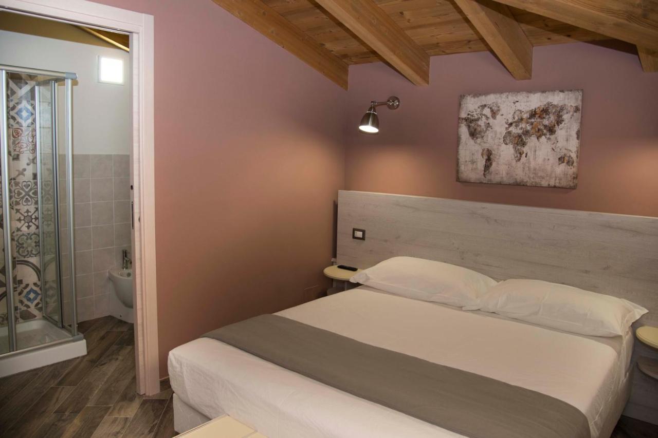 La Tenuta Di Trimalcione Pofi Exterior photo